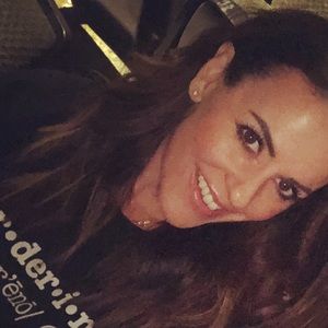 Meet your Posher, Larae